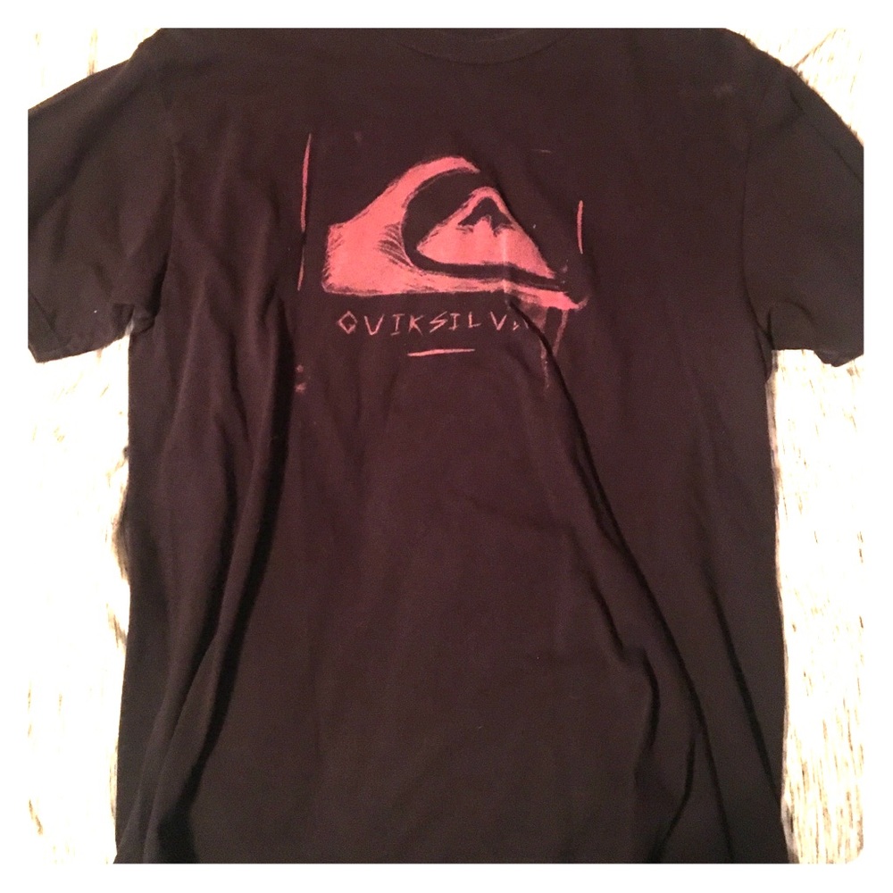 Final price drop Quicksilver Skate T-shirt